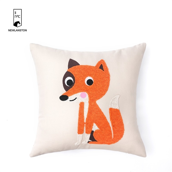 45x45 Embroidery Lovely Fox Cushion cover